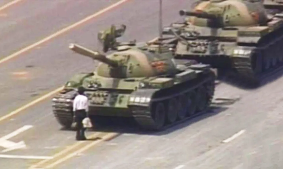  Charlie Cole, one of the photographers who captured the famous Tank Man on film during the Tiananmen Square protests in 1989, has died. He was 64. He died last week in Bali, Indonesia, where he had been residing, the BBC reported on Friday. (Photo: U.S. Embassy in Uruguay) 