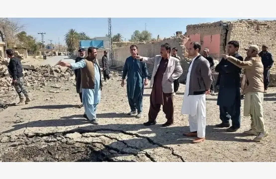  Balochistan rebels attack Pakistani intelligence offices in Kharan city, others blow up gas pipeline(IN) 