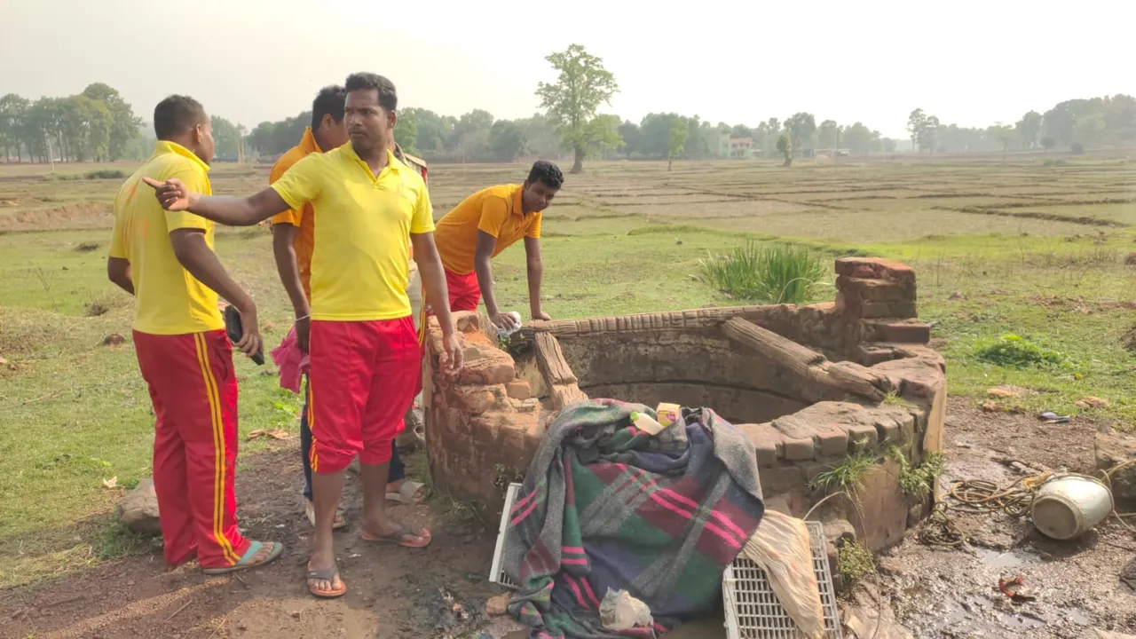  Drunk man kills 3 children, throws bodies into well in Odisha's Sundargarh