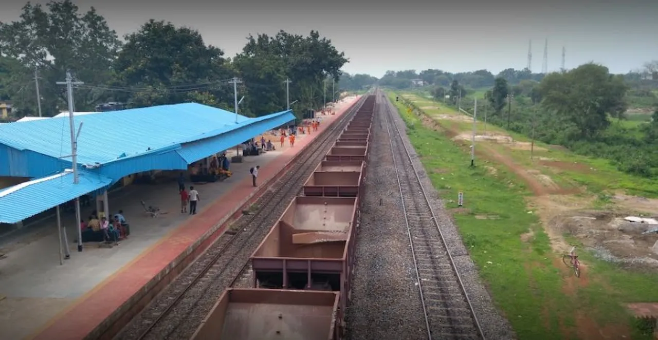  Selfie on train proves costly for 2 youths in Odisha's Balangir