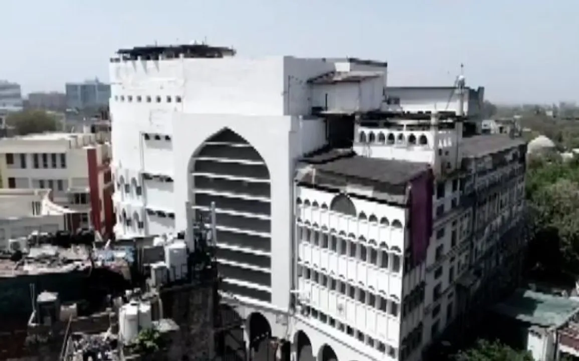  Delhi HC allows Nizamuddin Markaz to remain open till October 14