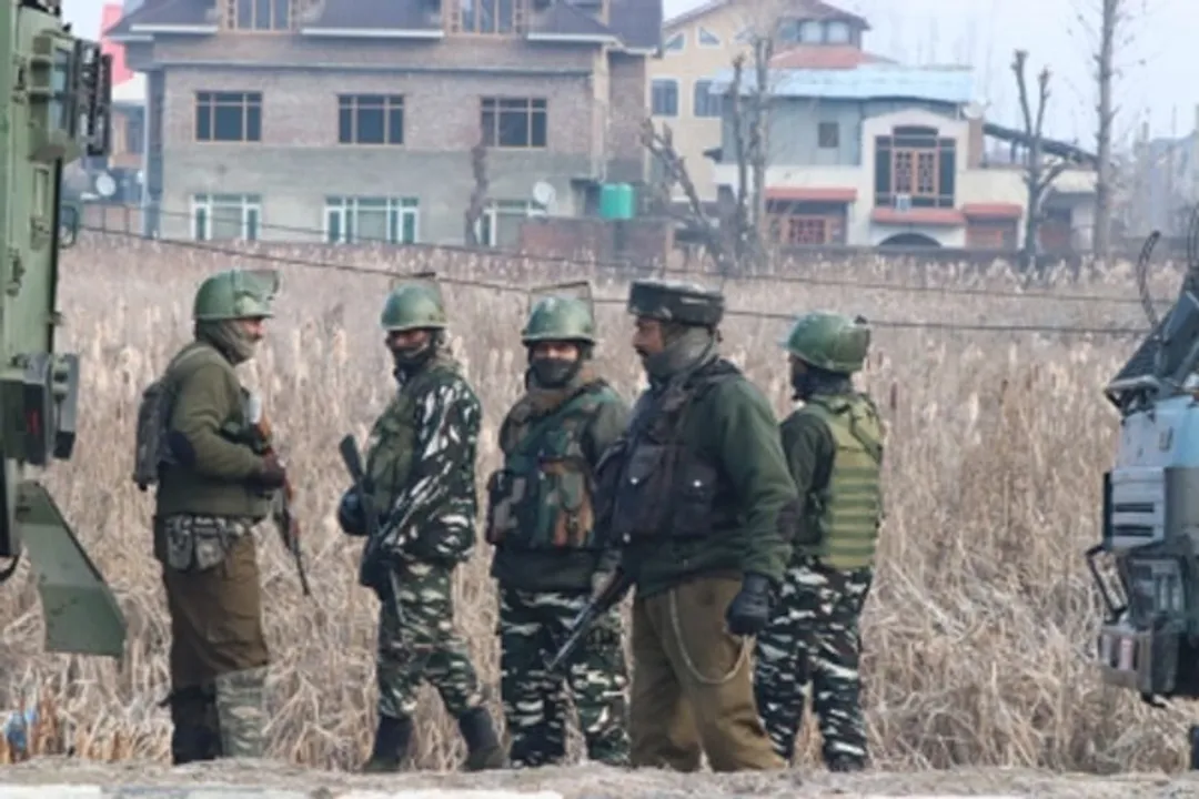  Villagers overpower 2 Lashkar terrorists, hand them over to J&K Police