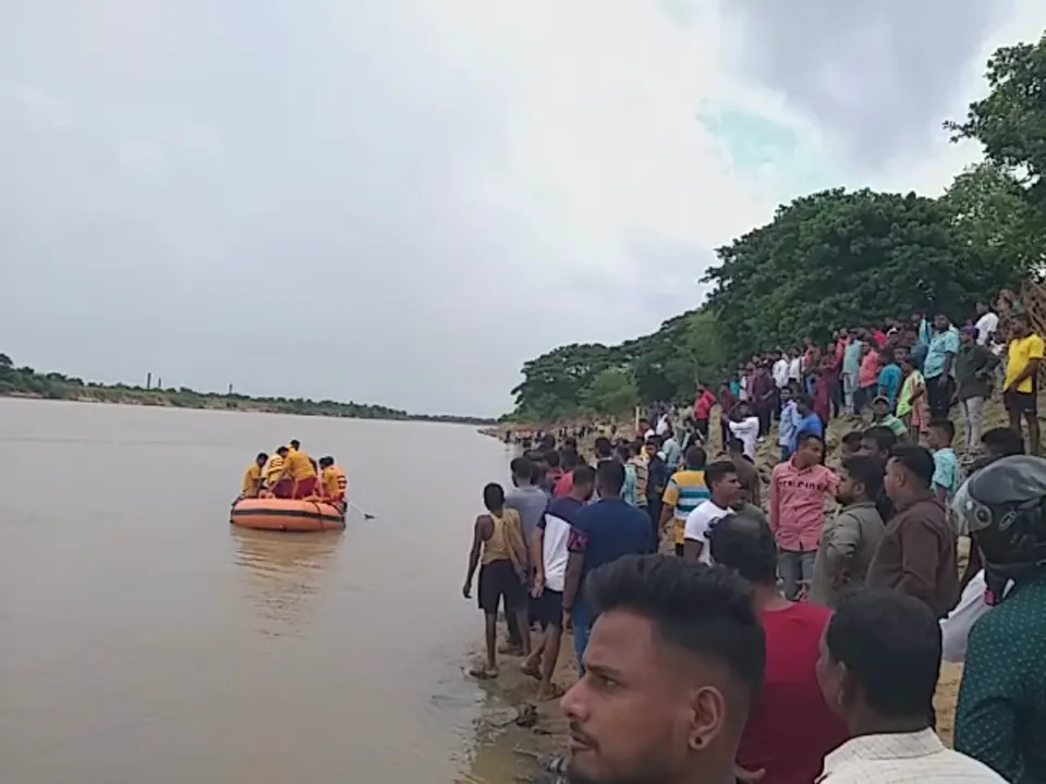  Two youth swept away in Kuakhai River in Cuttack
