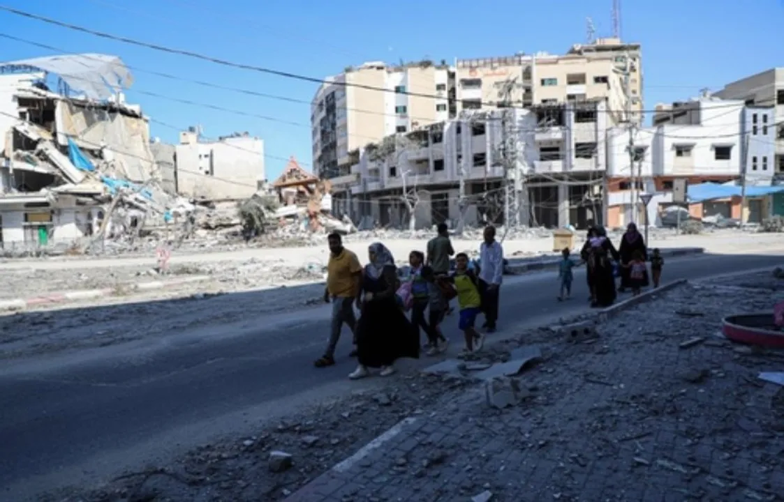  Thousands of Gazans on move again, following Israel's evacuation orders: UN