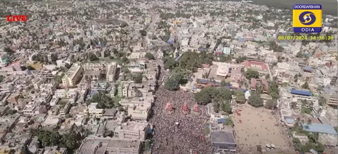  Ratha Jatra: 'Divine' chariots carrying Lord Jagannath and Holy Siblings reach Puri Gundicha Temple