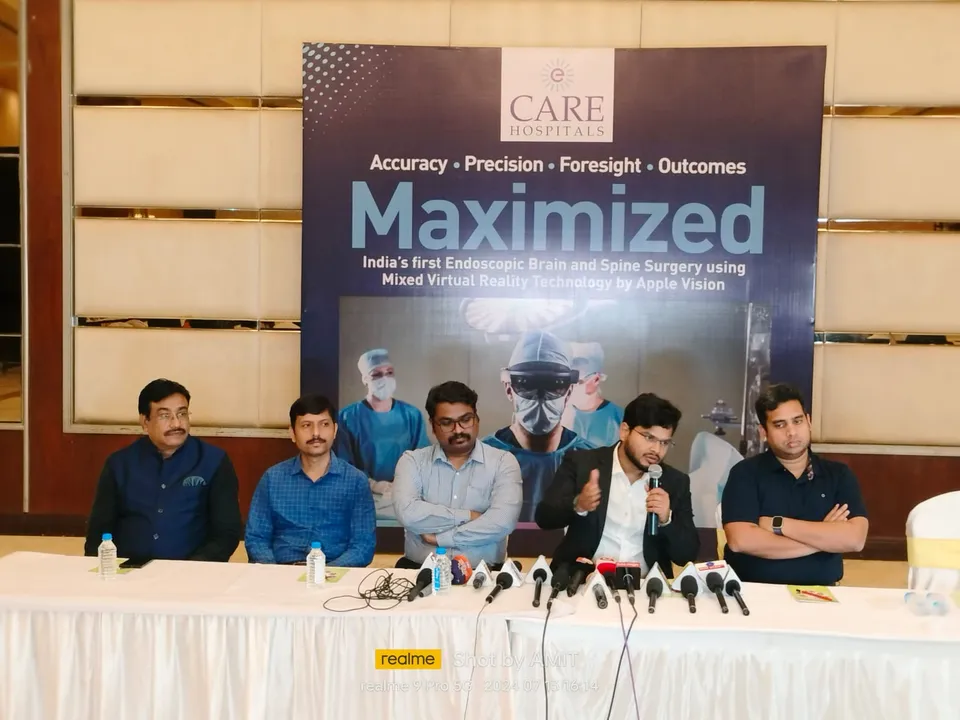  Odisha Neurosurgeon performs first-ever brain surgery using advanced mixed Virtual Reality technology