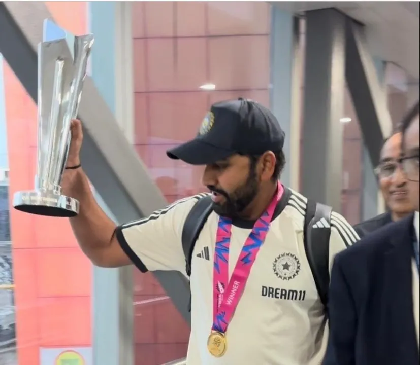 T20 World Cup winning Indian team finally lands in New Delhi
