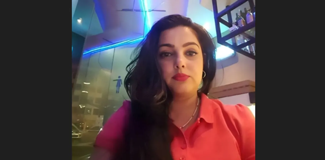  Mamta Kulkarni shares experience of working with SRK in resurfaced video