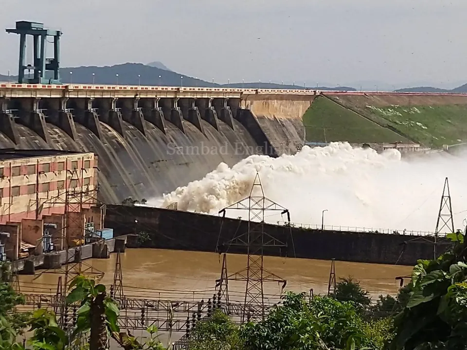  Three more gates of Hirakud Dam opened to release flood water