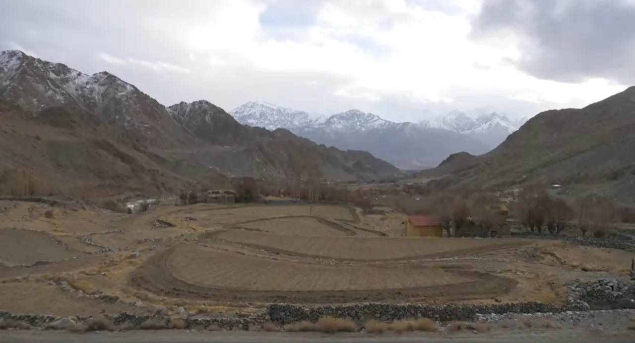  Road accident claims life of seven soldiers in Ladakh