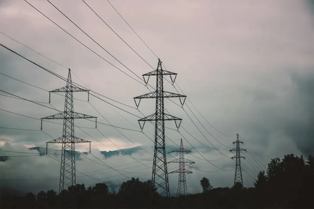  Power outage in multiple Indian states due to coal shortage