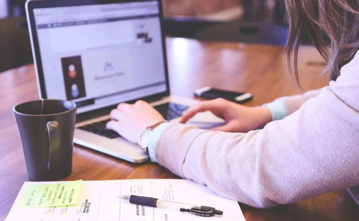  New IT laws & implication on social media giants