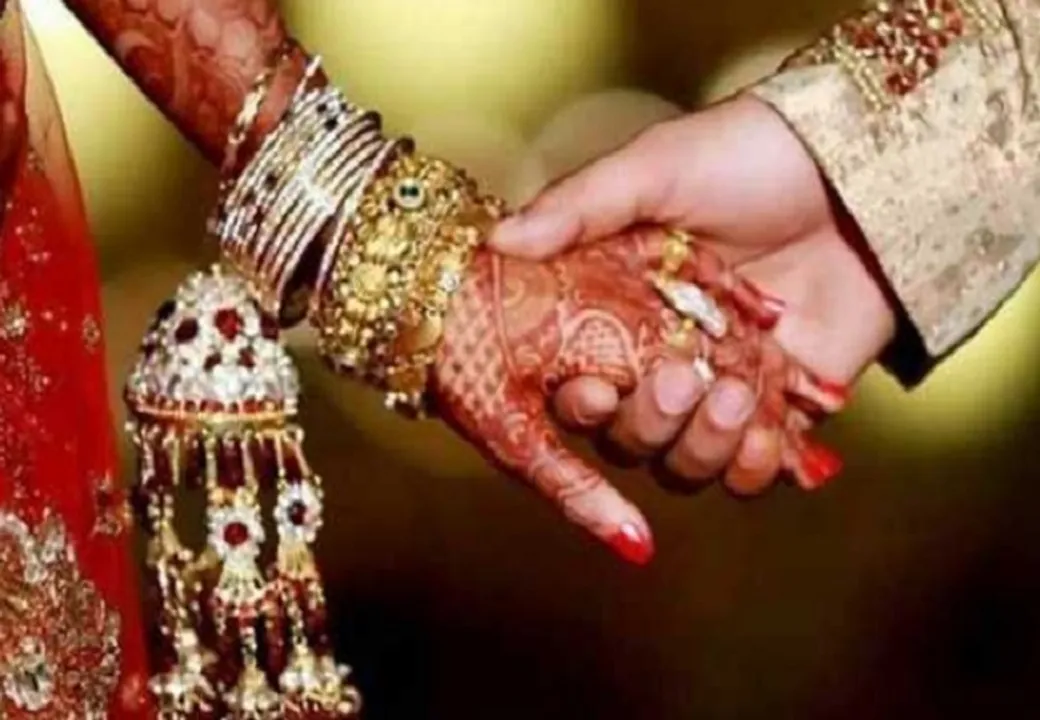  Greedy groom in UP asked to marry 'tractor' after bride snubs him
