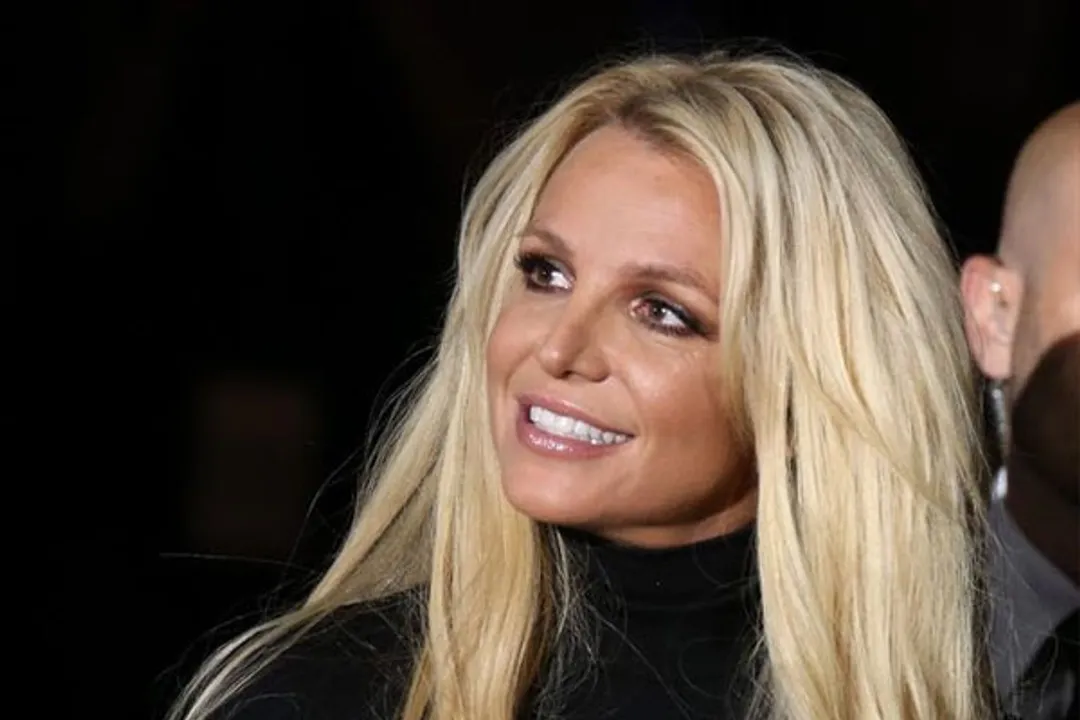  Britney Spears secures publishing deal for her memoir