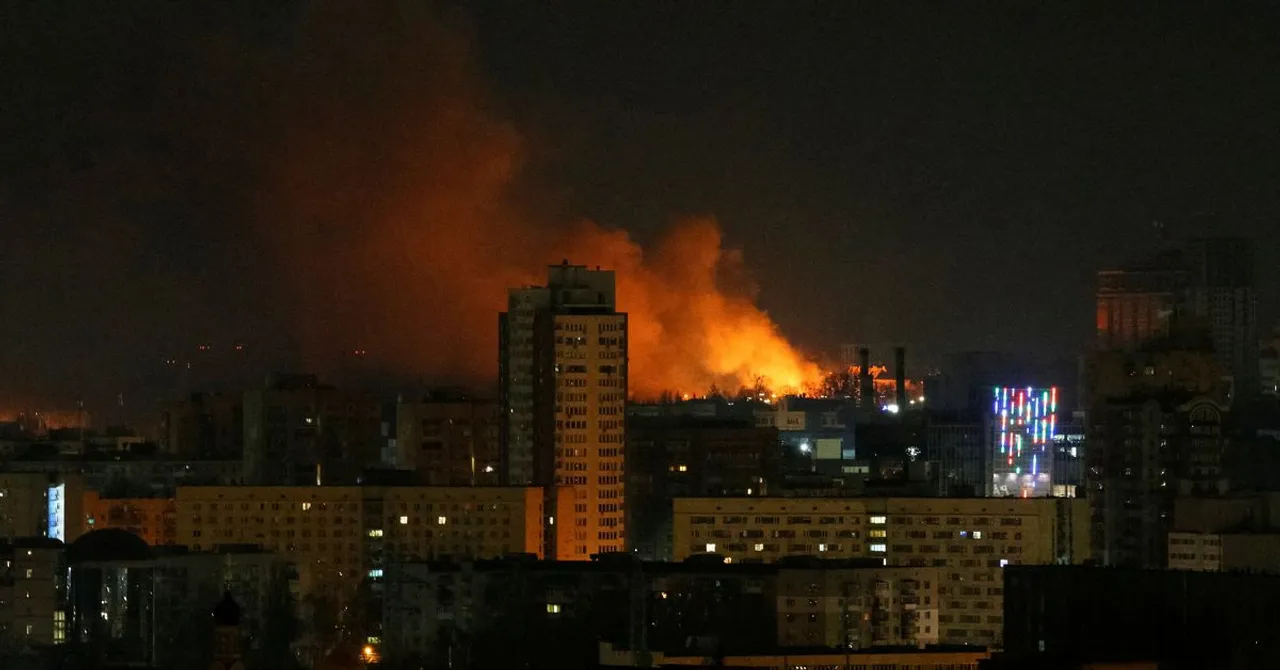  Russian forces strike Ukrainian military facilities with air, sea-based cruise missiles