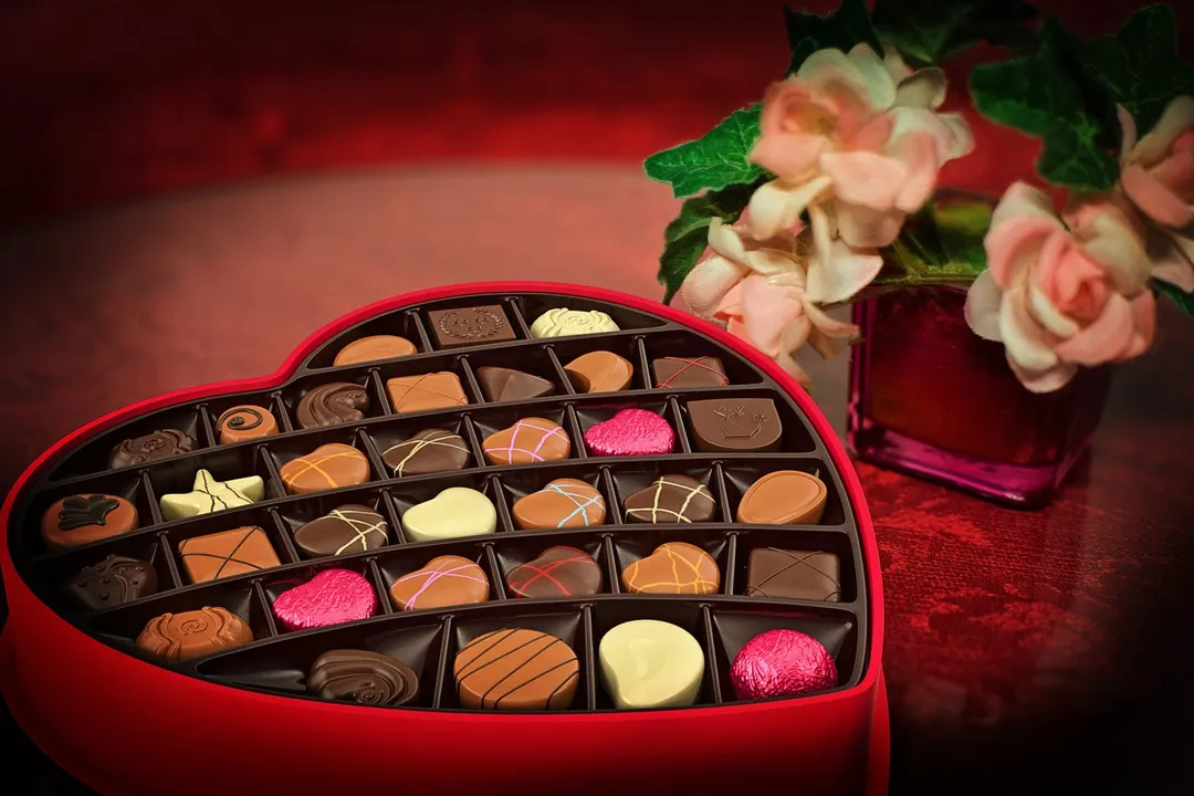  Happy Valentine Day Wishes, Messages to greet your lover