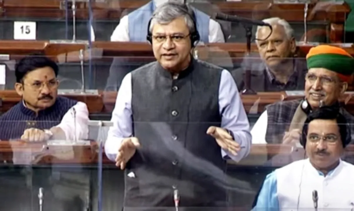  Rahul thinks it's his birthright to rule this country: Minister Ashwini Vaishnaw