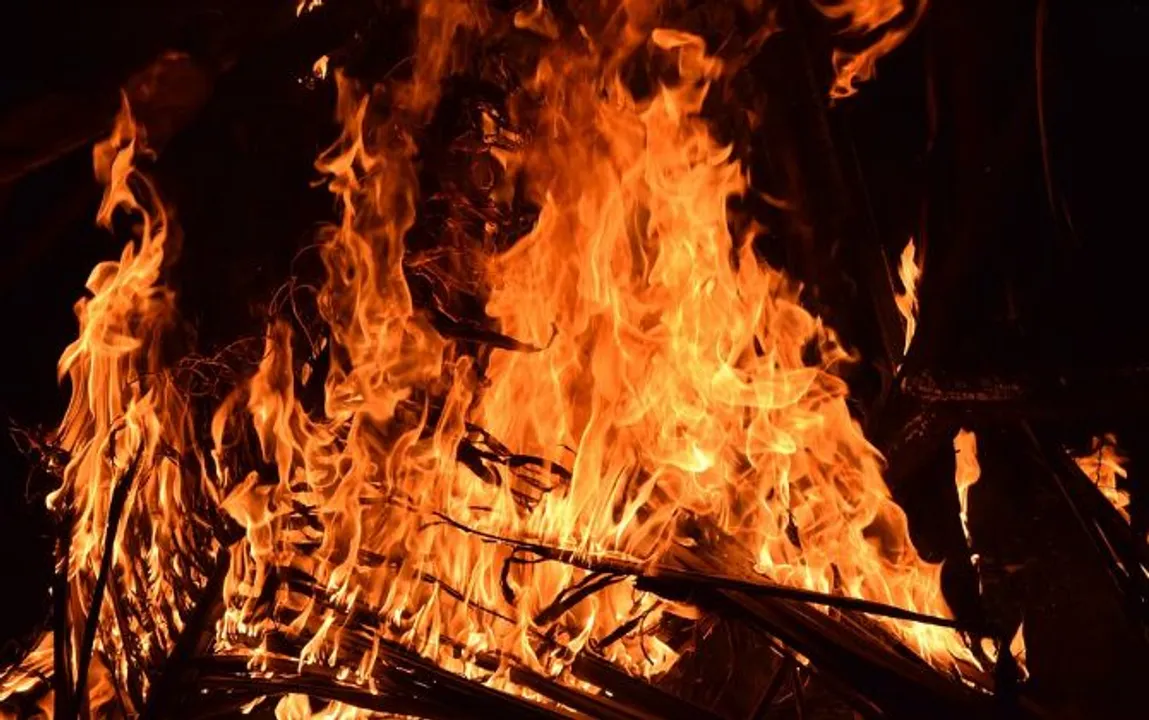  Holika Dahan 2023 Date, Tithi, Time, Muhurat