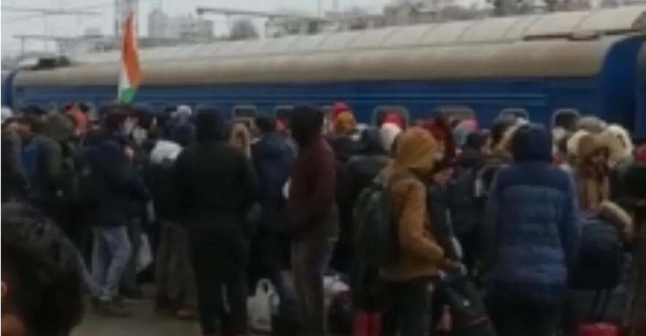  Why students remain stranded at Kharkiv railway station