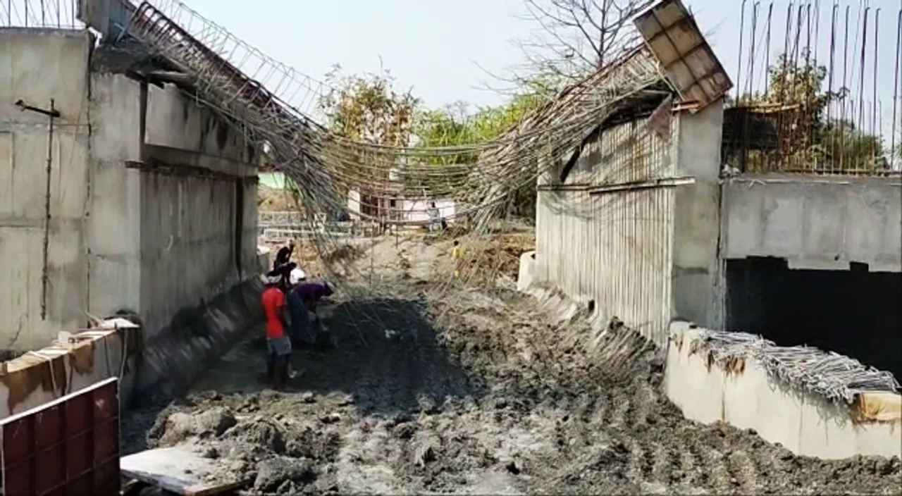  Under-construction bridge of Khurda Road-Balangir railway line collapses