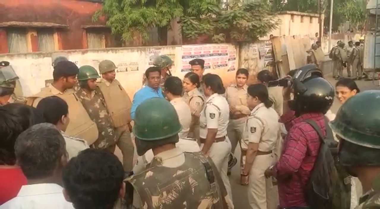  Tension in Odisha capital as vendors oppose eviction of daily market