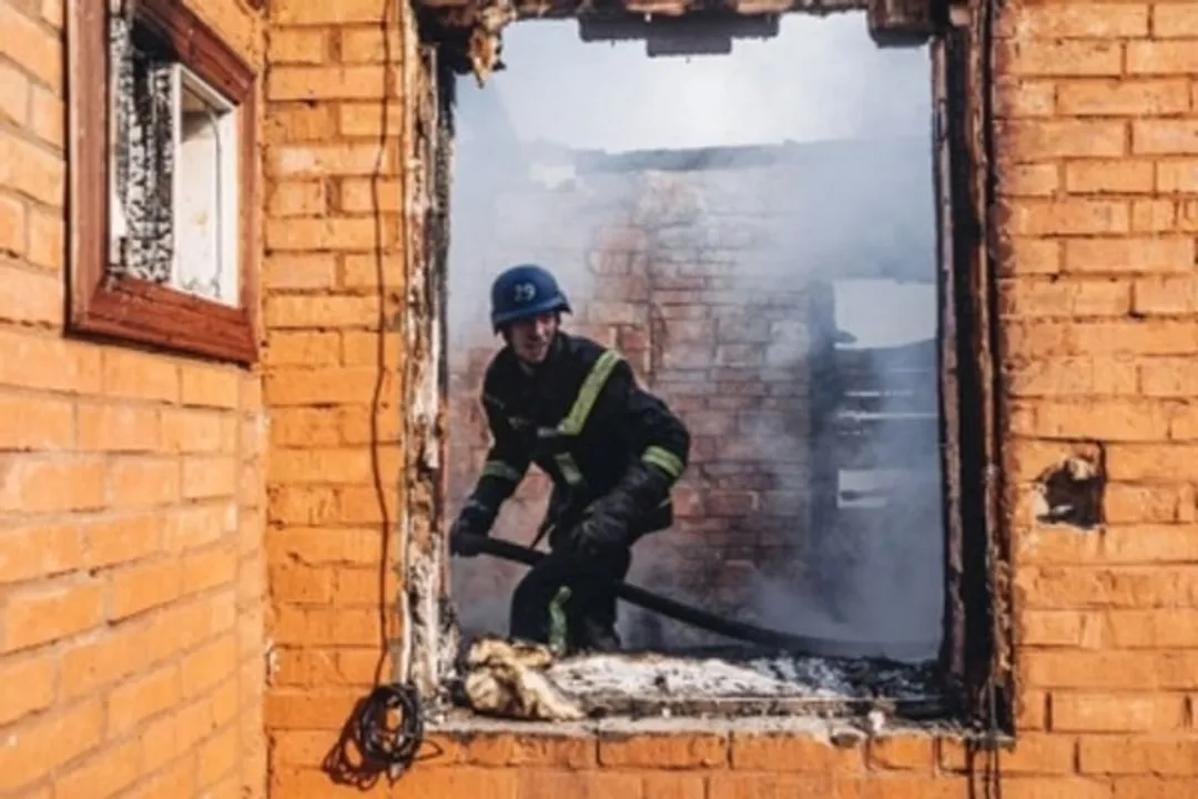  10 injured as Russian rocket hits Kyiv apartment
