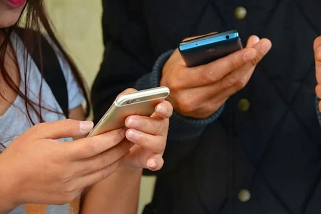  Over 99% mobile phones used in India are manufactured locally: Ashwini Vaishnaw