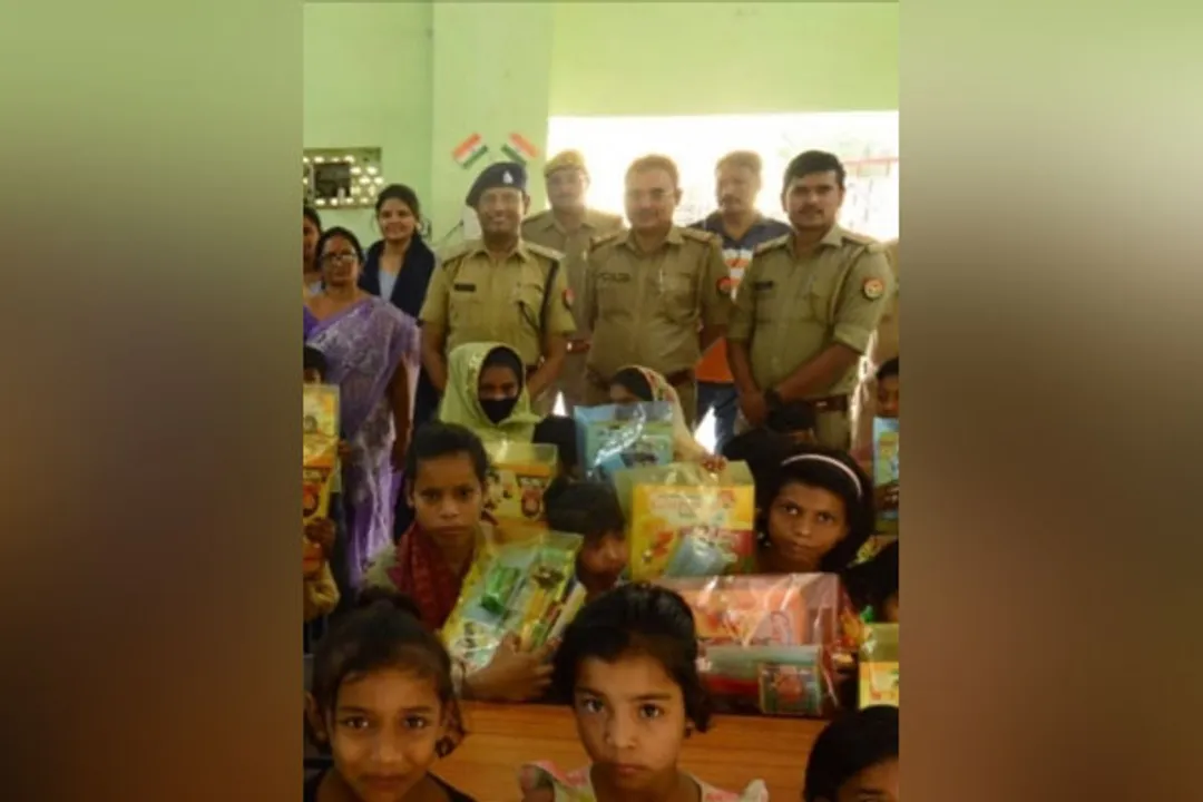  Meet UP IPS officer who has adopted a school