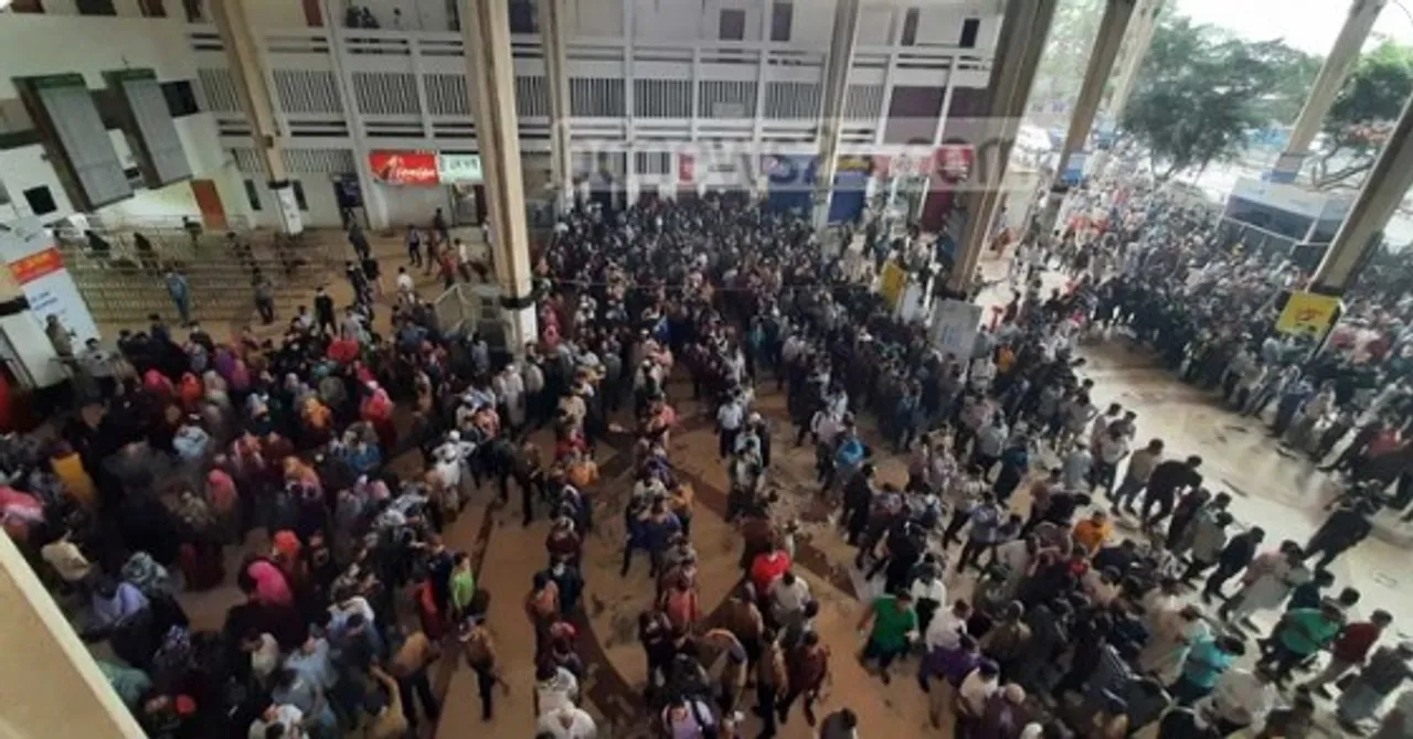 'Snake-like' queues at railway ticket counters in Bangladesh capital ahead of Eid
