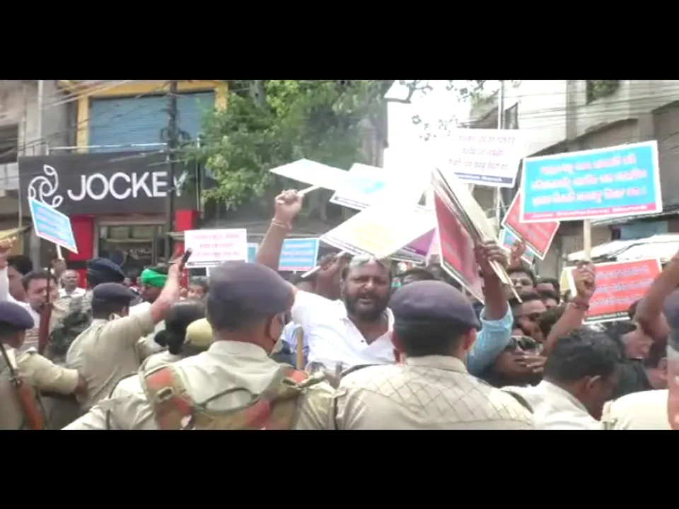  Odisha minister Naba Das' cook's death: BJP, BJD face-off despite section 144 [Watch]