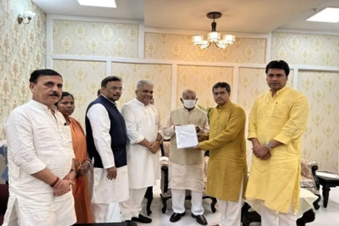  Manik Saha sworn-in as new Tripura CM