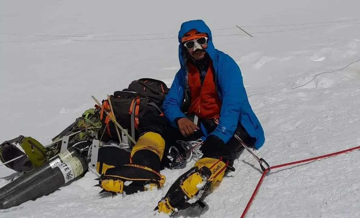  Odisha mountaineer Sidharth Routray, son of MLA Sura Routray, scales Mount Everest