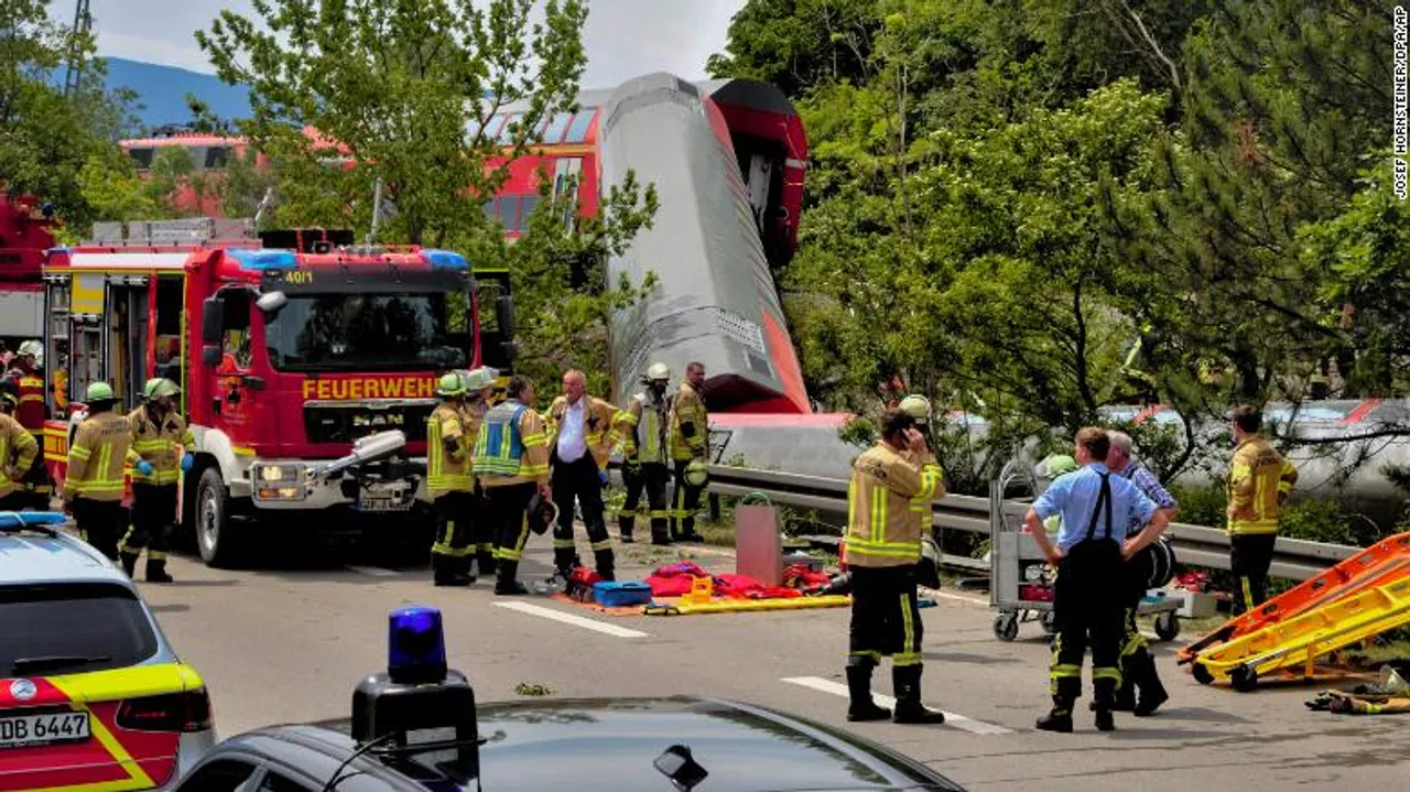  4 killed in Germany train derailment