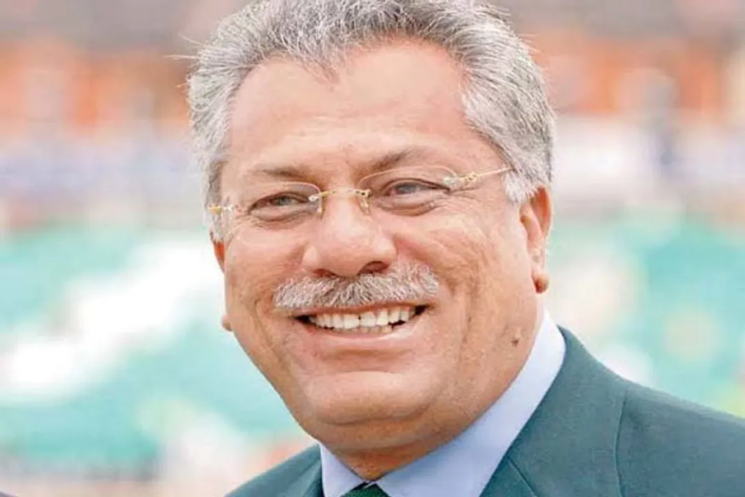  Legendary Pakistan cricketer Zaheer Abbas in ICU after contracting Covid: Report