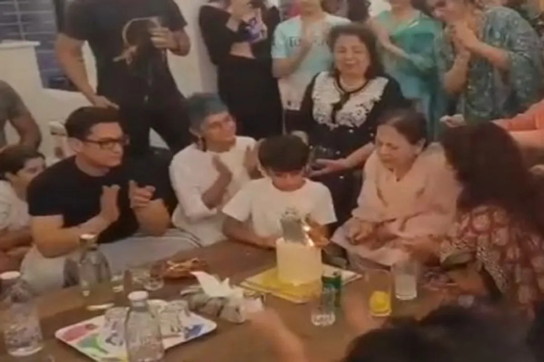  Aamir Khan celebrates mom Zeenat's birthday with ex-wife Kiran Rao, son Azad