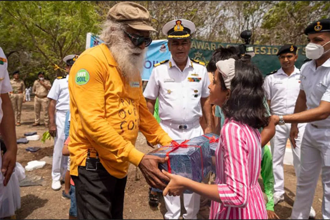  Save Soil Movement: After covering 26 nations on motorcycle, Sadhguru gets rousing welcome in India