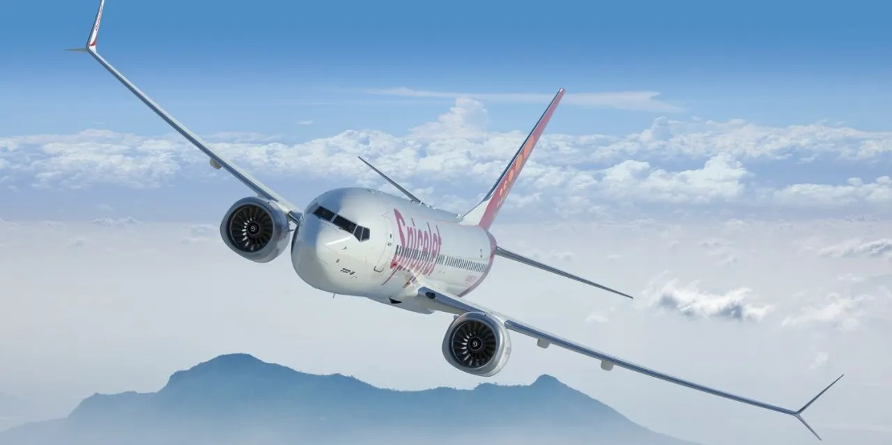  Patna-Delhi SpiceJet Flight makes emergency landing as wing catches fire mid-air