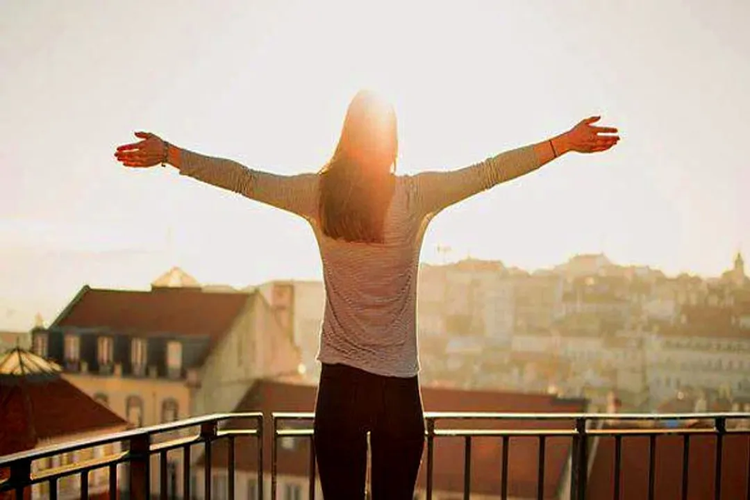  Explained: Why 5 minutes of sun makes your mood better