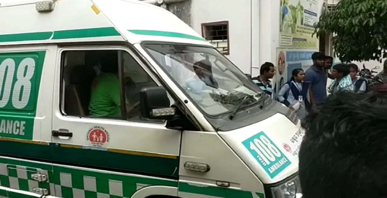  SUV runs over people standing in queue in Odisha hospital