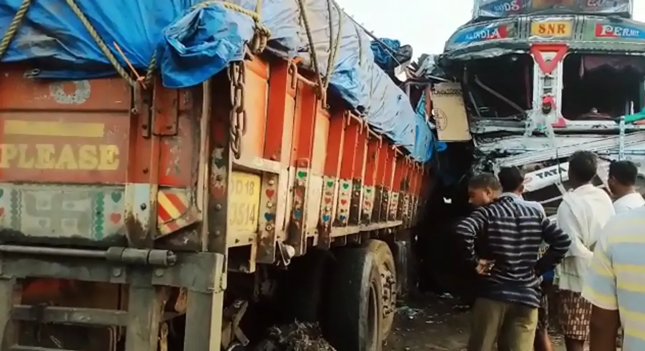  2 dead, 2 more critically injured as trucks collide head-on in Nuapada