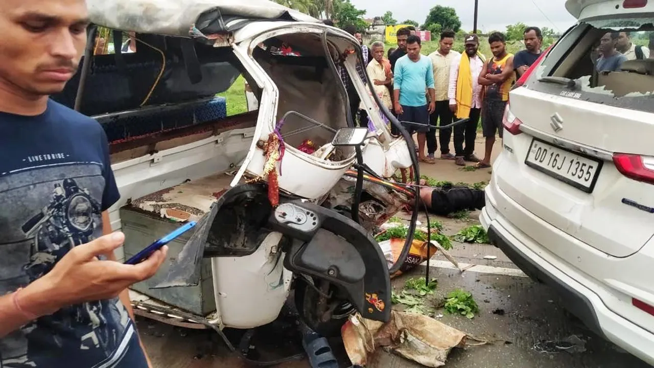  3 killed as SUV hits auto-rickshaw in Odisha