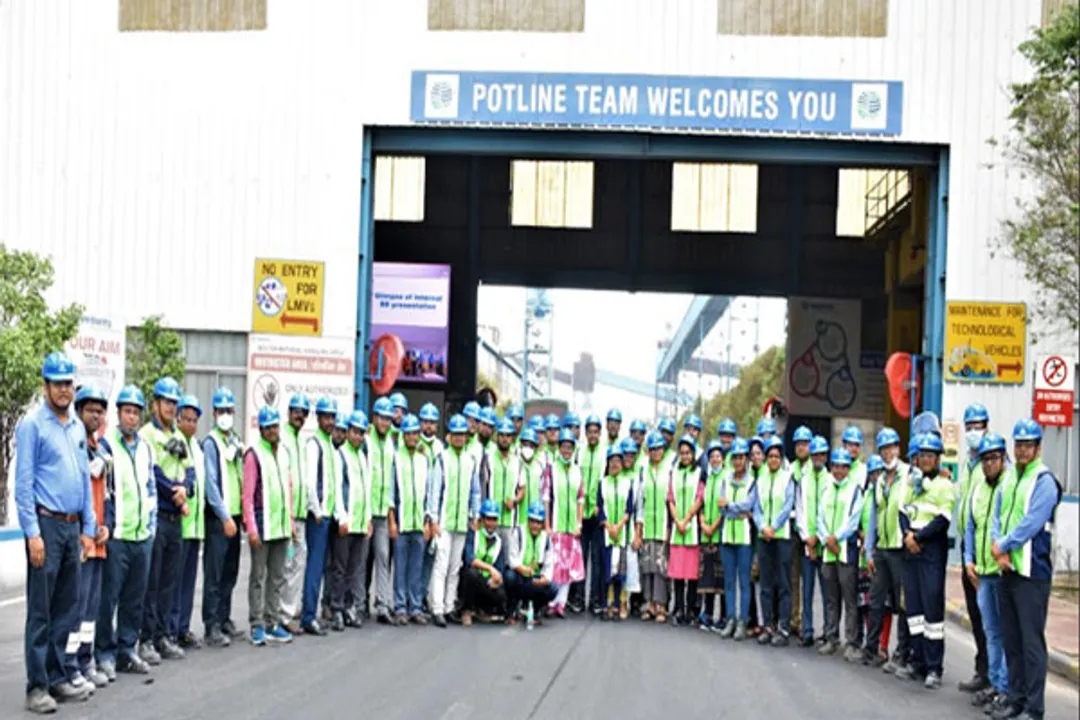  Vedanta Jharsuguda hosts officer trainees of Odisha Secretariat on one-day plant visit