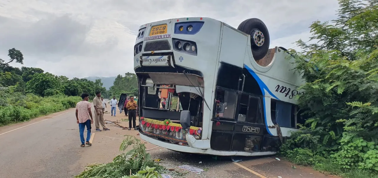  1 dead, more than 30 injured as private bus overturns in Rayagada district