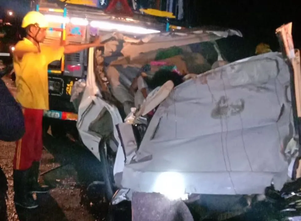  4 killed, four critical as truck hits SUV in Odisha's Mayurbhanj