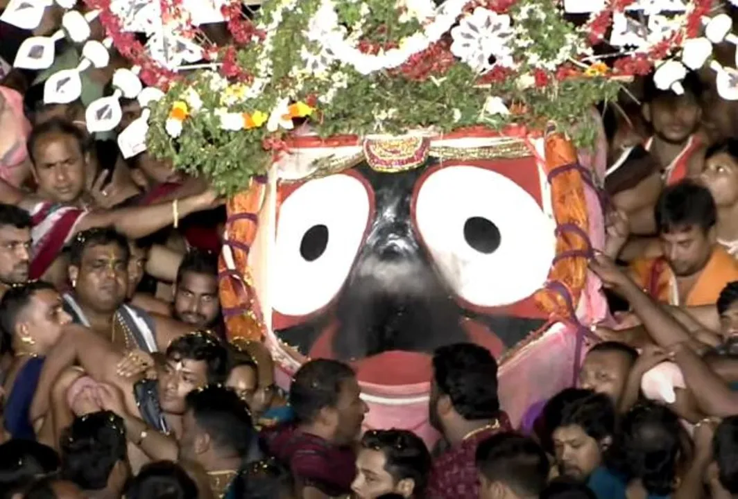  Niladri Bije: Deities return to Ratna Singhasana as Ratha Jatra concludes in Puri