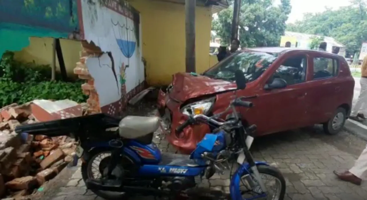  Caught on CCTV: Lawyer tries to run car over in-laws in Odisha's Sambalpur [Watch]