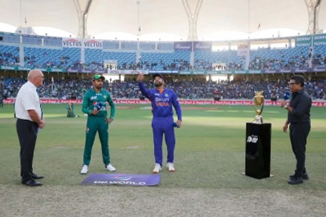  Asia Cup 2022: Karthik plays ahead of Pant as India win toss, elect to bowl first against Pakistan
