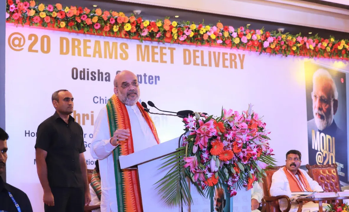  People in no mood to accept family-based parties: Amit Shah