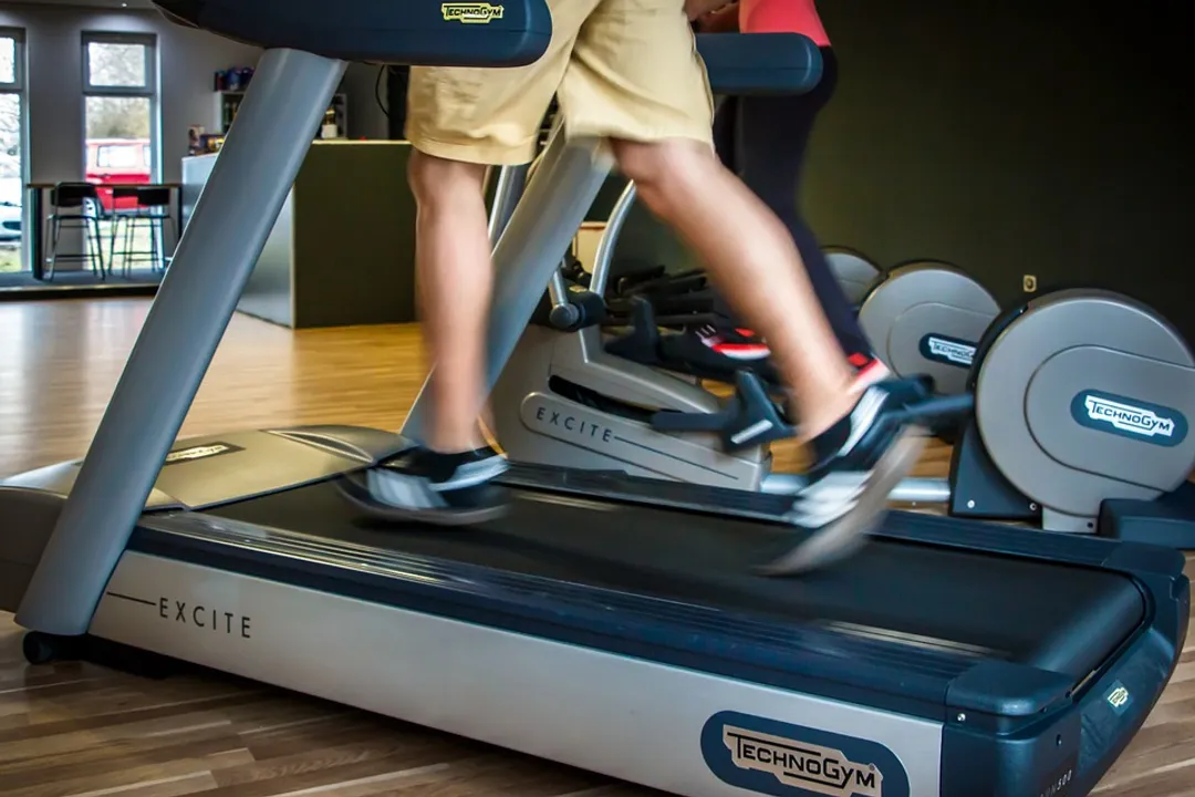  How fitness freaks need to follow rules on treadmill for heart health