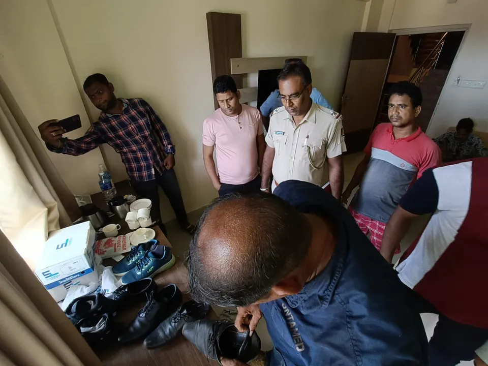  Finance company employee falls off hotel building in Puri, dies